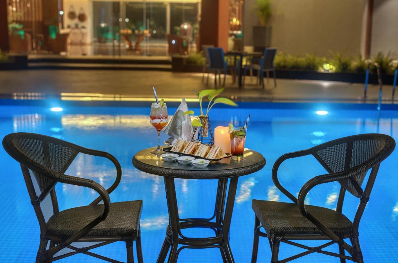 The Fern Royal Farm Resort, Anjār Exterior foto